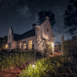 Elewana The Manor at Ngorongoro bei Nacht