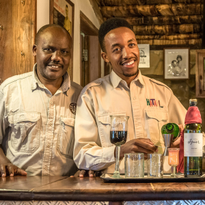 Hatari Lodge Guest Bar