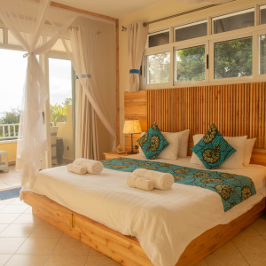 doppelbett_zimmer_karibuguesthouse