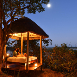 Presidential Suite Outdoor Bett