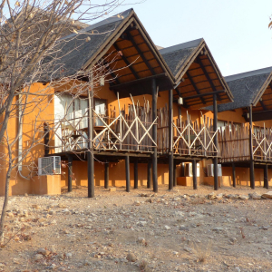zimmer_mit_balkon_opuwocountrylodge