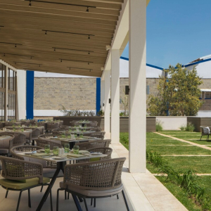 Terrasse mit Garten